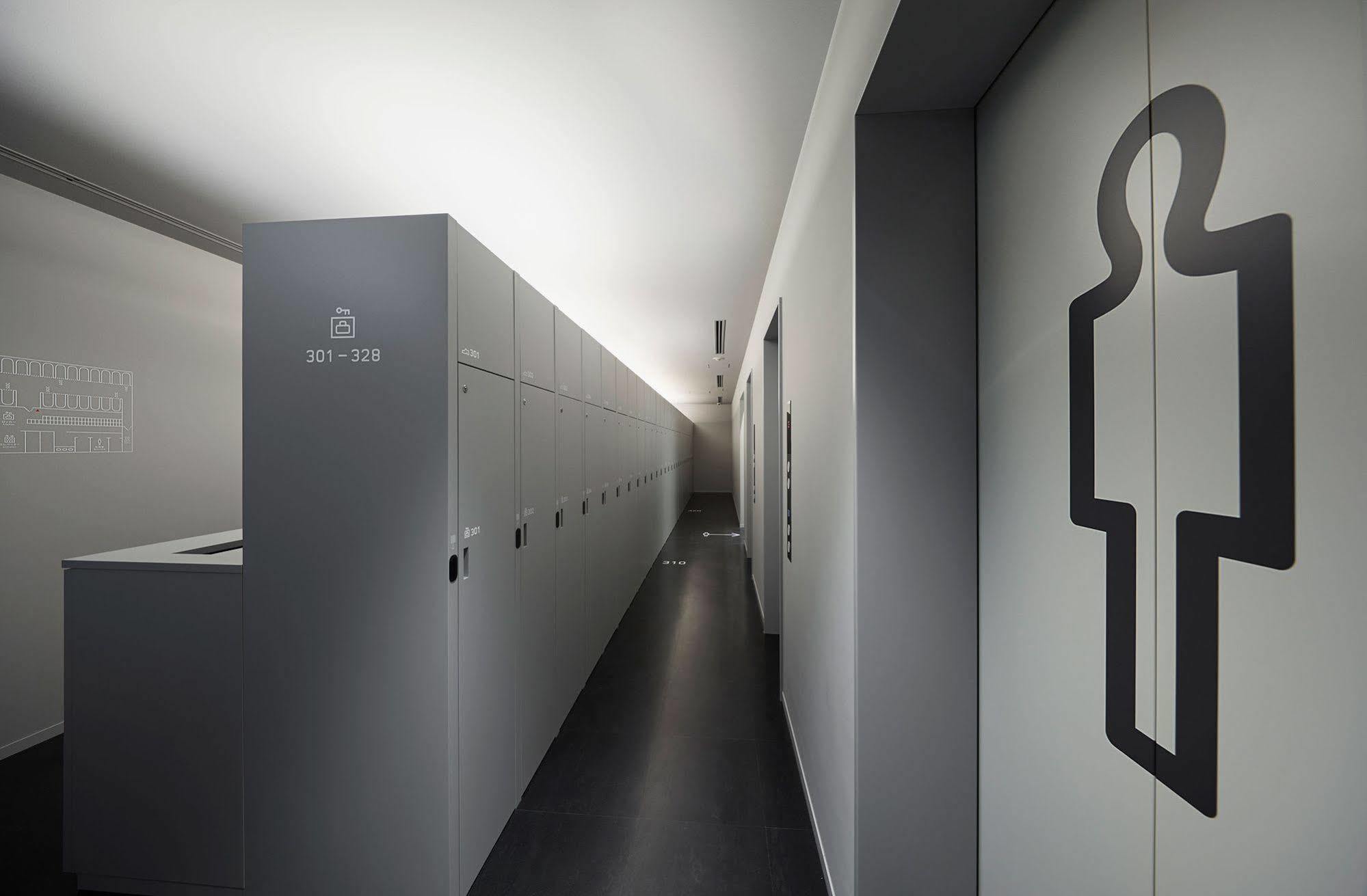 Capsule hotel Nine Shinjuku-north